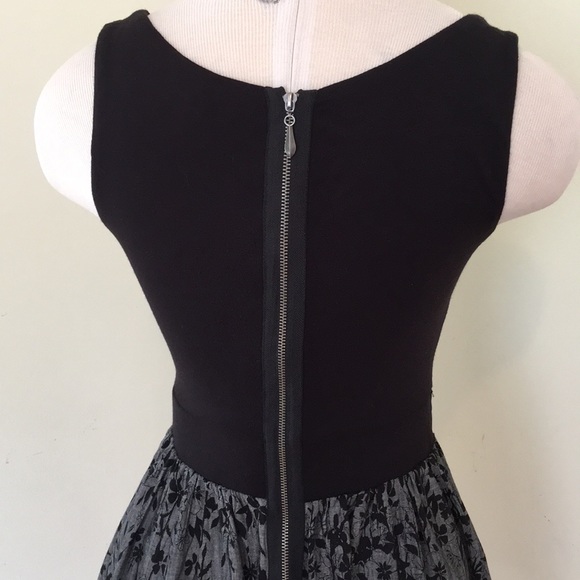 Fit and Flare Dress with Exposed Back Zipper - Picture 6 of 8